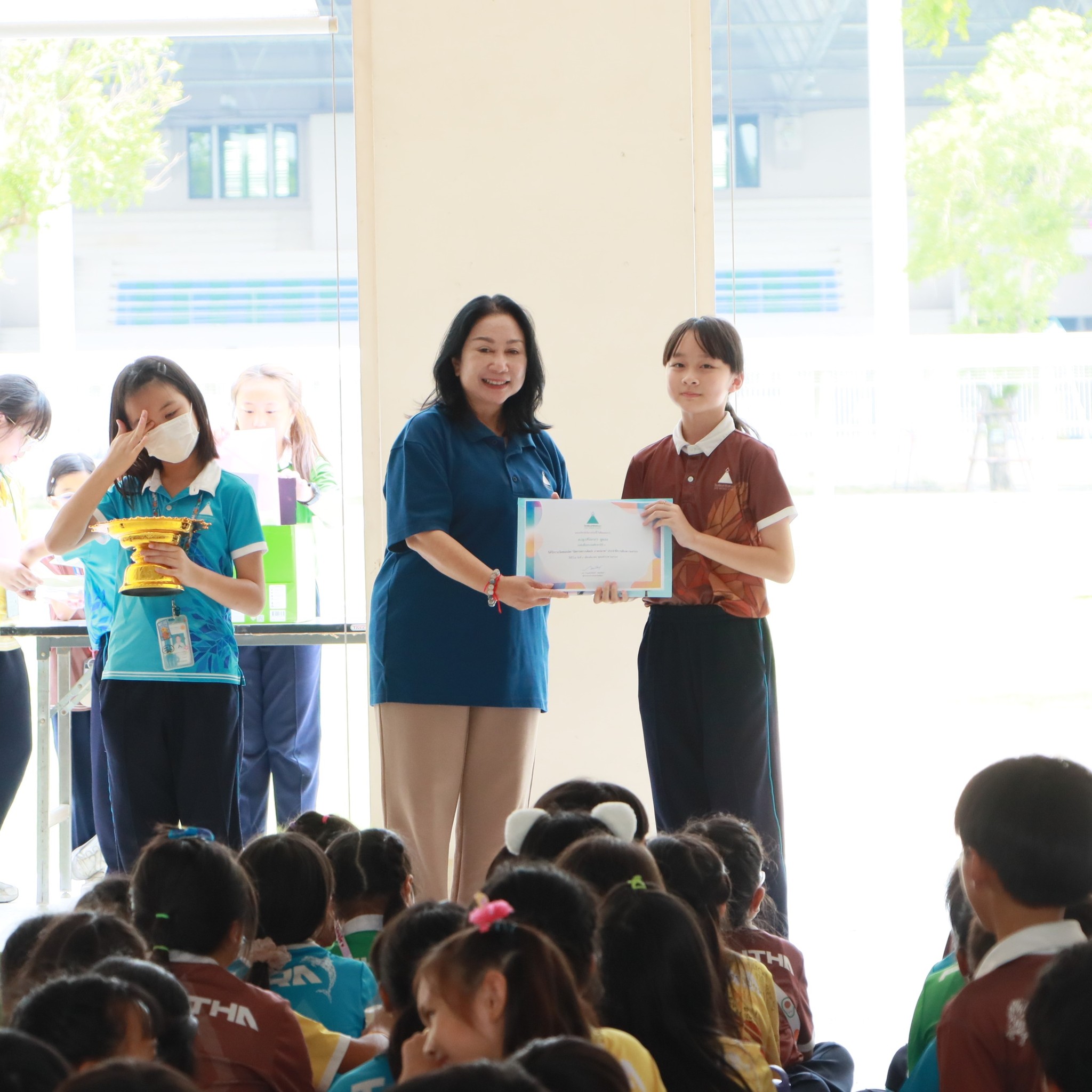 congrat_songthai6